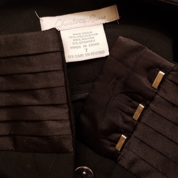 "Dressy" capris - Picture 2 of 3